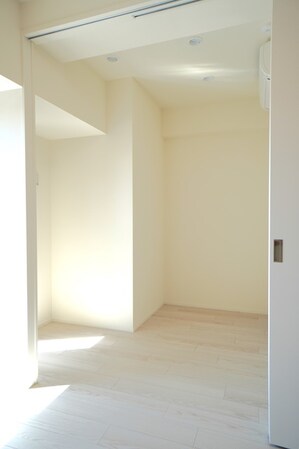 Brillia ist 上野稲荷町の物件内観写真